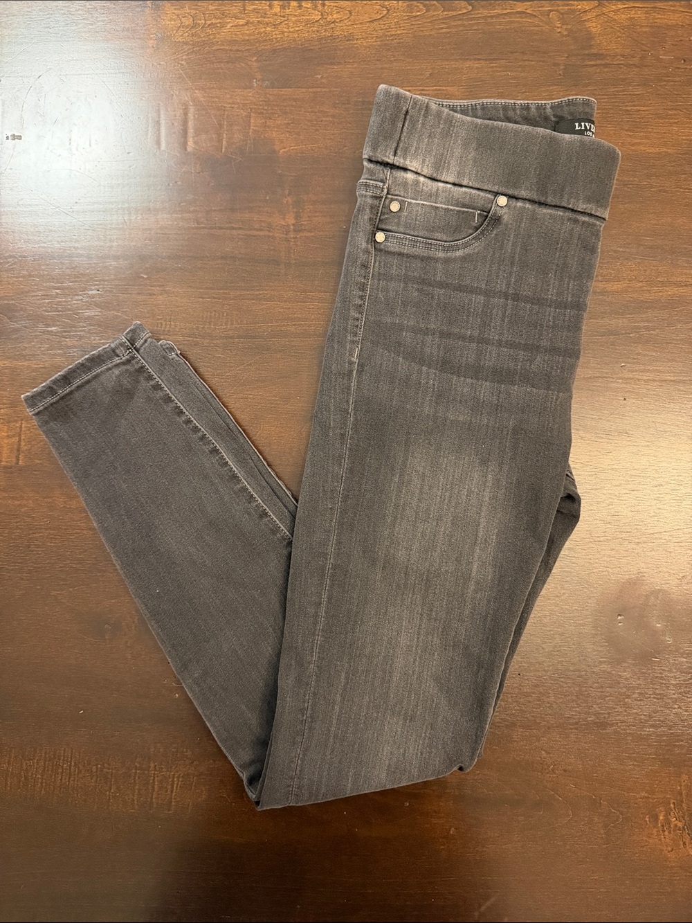 NWOT Liverpool Women's Charcoal Grey Stretch Jeggings